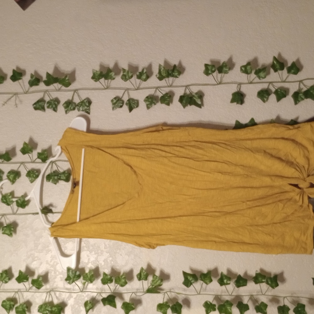 Mustard shirt